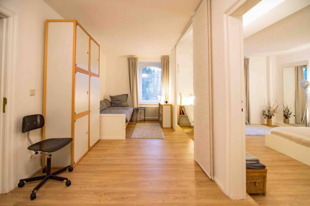 Ground Floor In Villa In Charlottenburg Garden View ベルリン エクステリア 写真